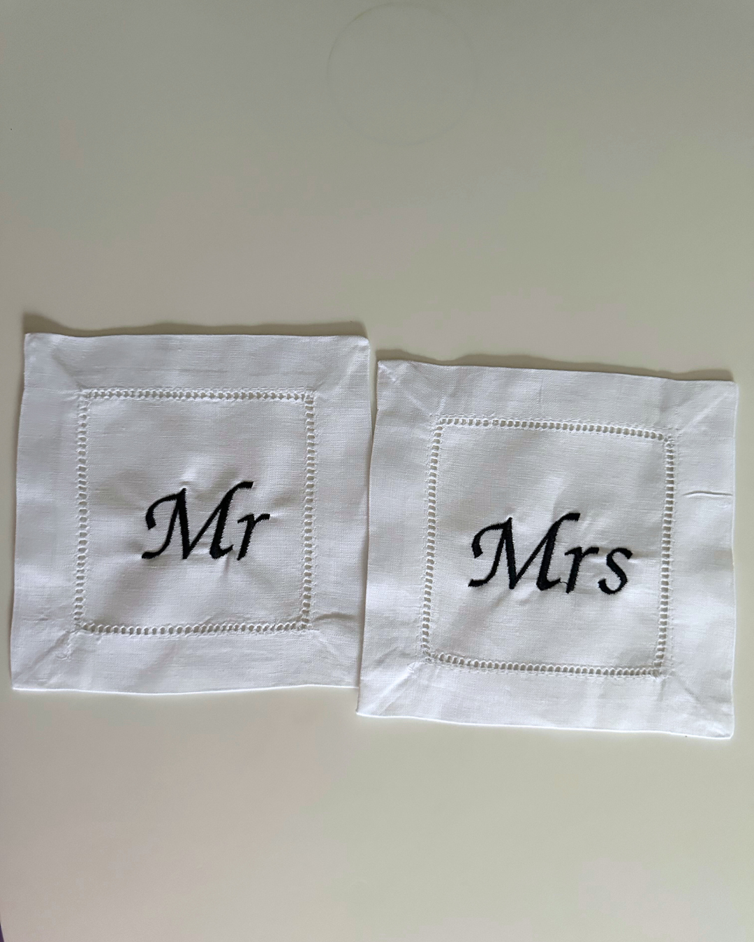 Mr & Mrs Guardanapo